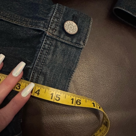 Express denim jacket - Picture 3 of 7